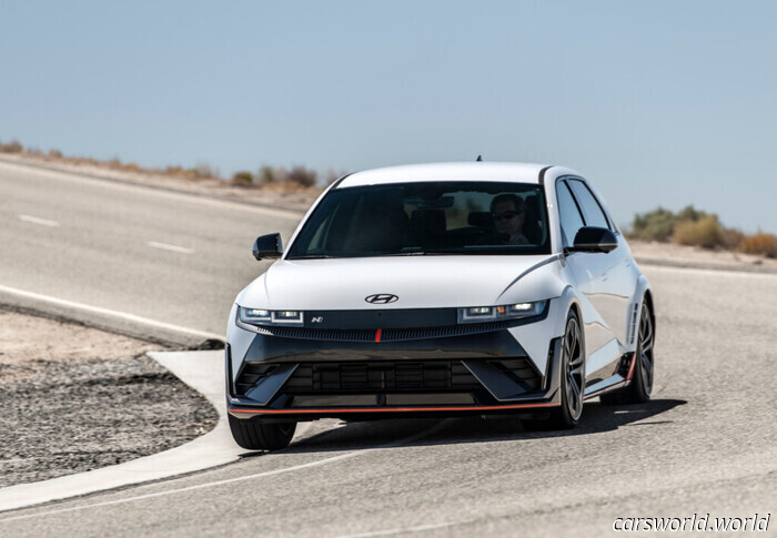 Il capo di Hyundai che ha sviluppato la Focus RS afferma che le auto elettriche sono più divertenti delle auto a benzina con cambio manuale | Carscoops